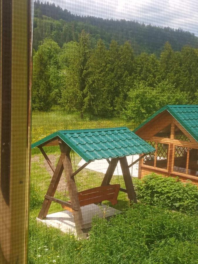 Green House 2 Уч Фальчі Вул Першого Травня Буд 5 Микуличин Екстериор снимка